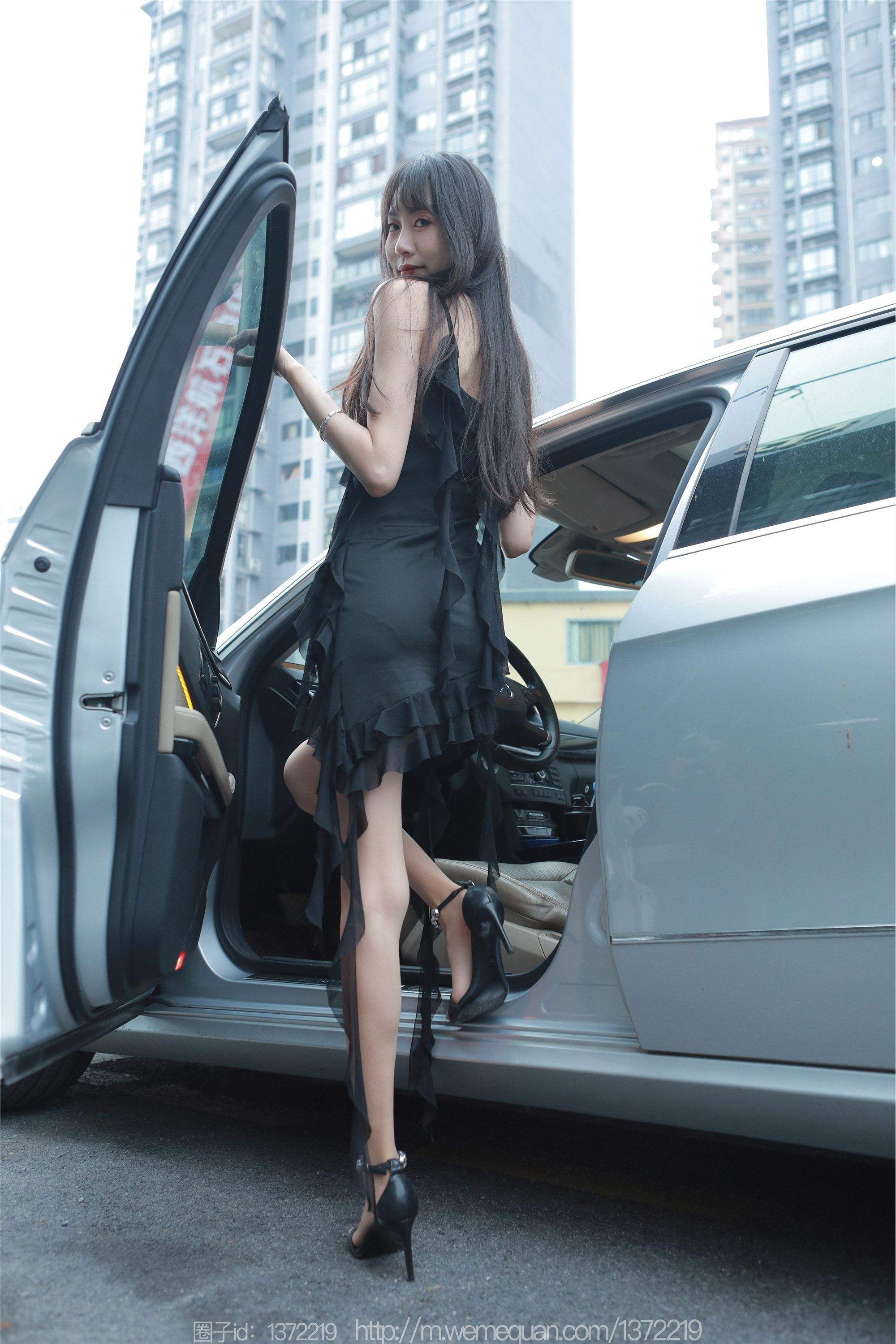 IESS异思趣向  2023.04.16 丝享家 1423 团团《车里漫步》